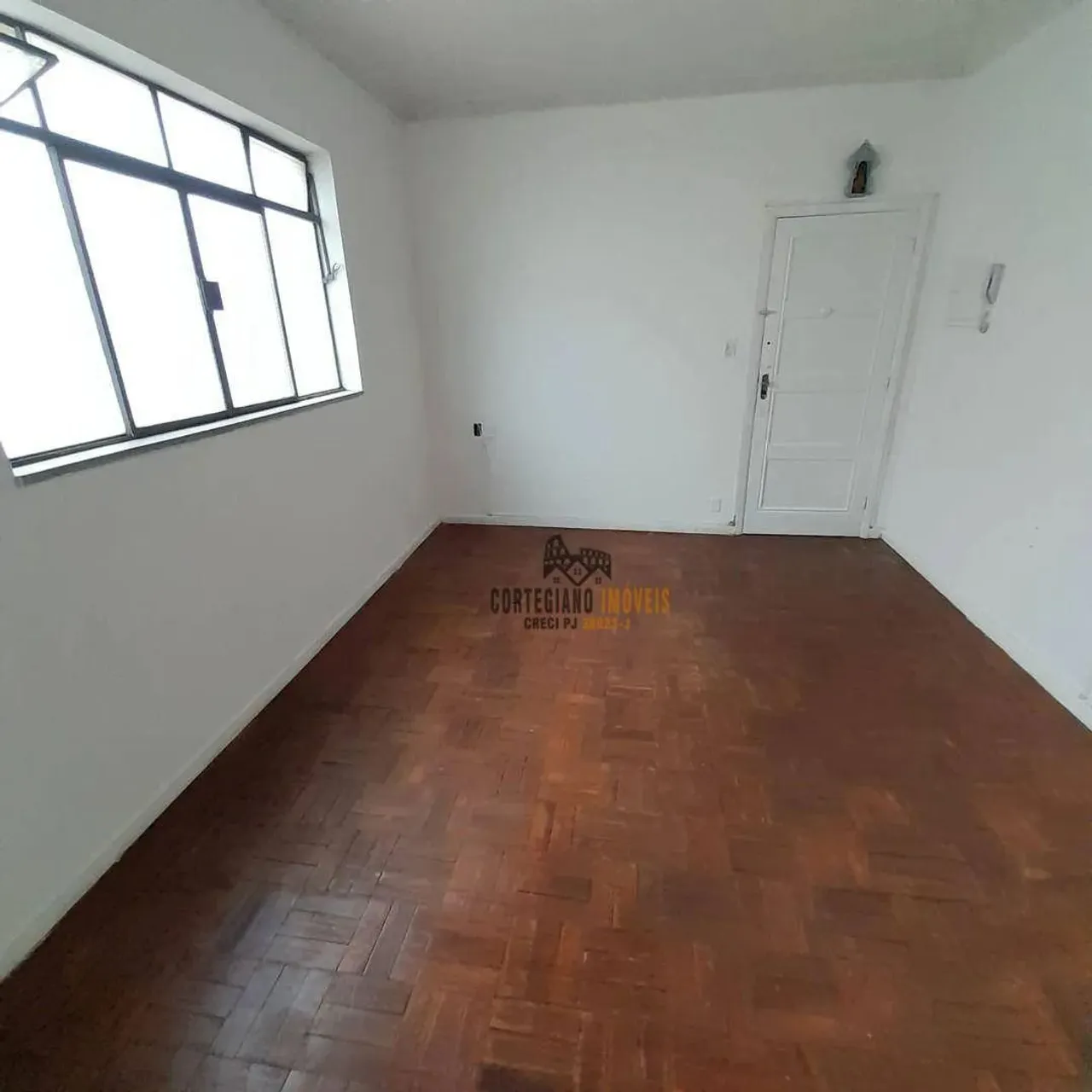 Boqueirão, Santos - Ótimo Apartamento de 01 Dormitório à Venda !
