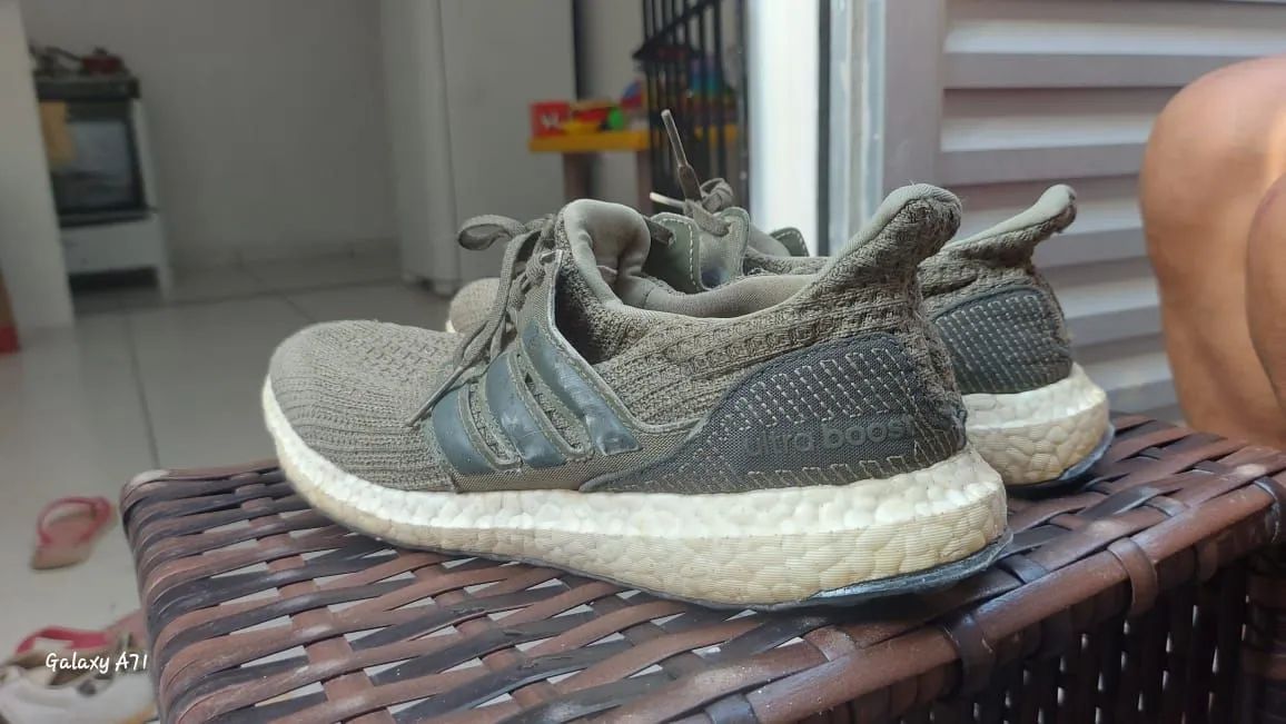 Adidas Ultraboost Verde - Conforto e Estilo - Foto 3
