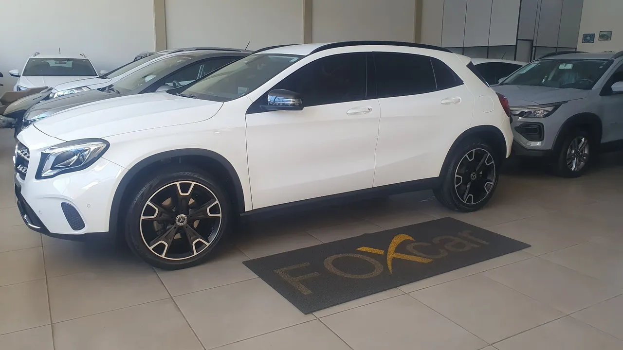 Mercedes GLa 200 Night 42.600km