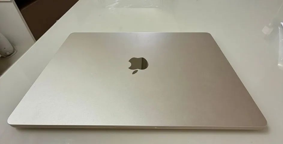MacBook Air M2 15