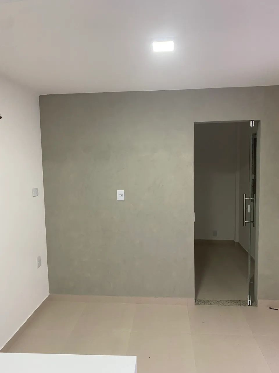 Casa com dois quartos no jardim  Petrolar 