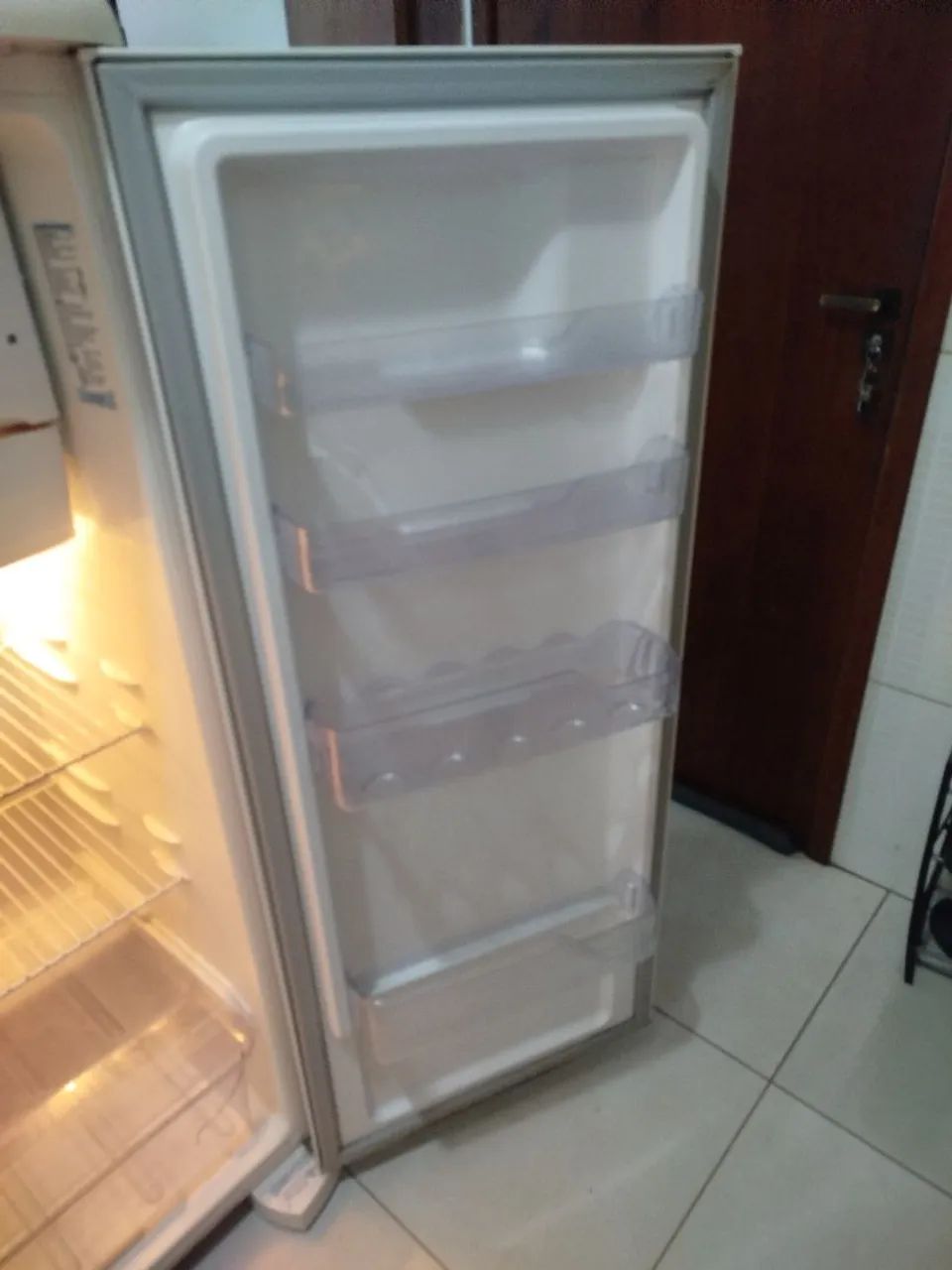 Vendo geladeira  - Foto 2