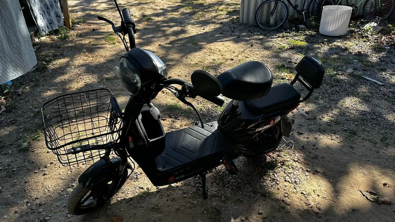 Bicicleta elétrica funcionando perfeitamente 