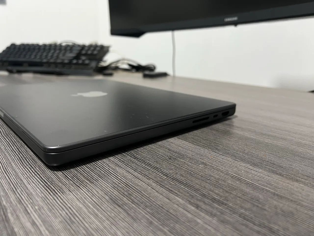 Macbook Pro M5 32GB - Foto 4