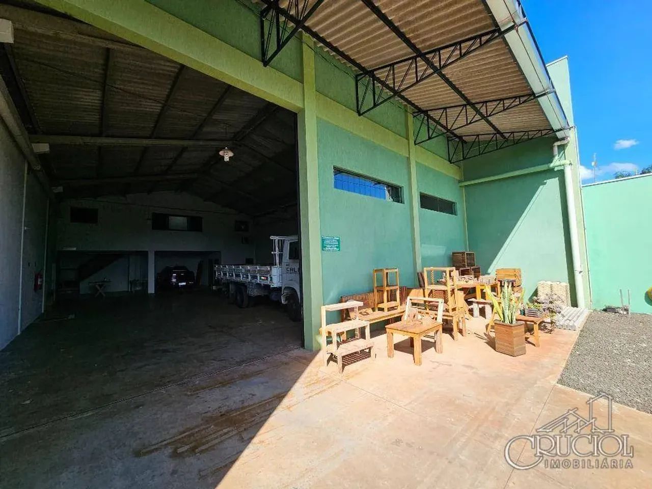 Barracão para alugar, 360 m² por R$ 7.856,00/mês - Antares - Londrina/PR