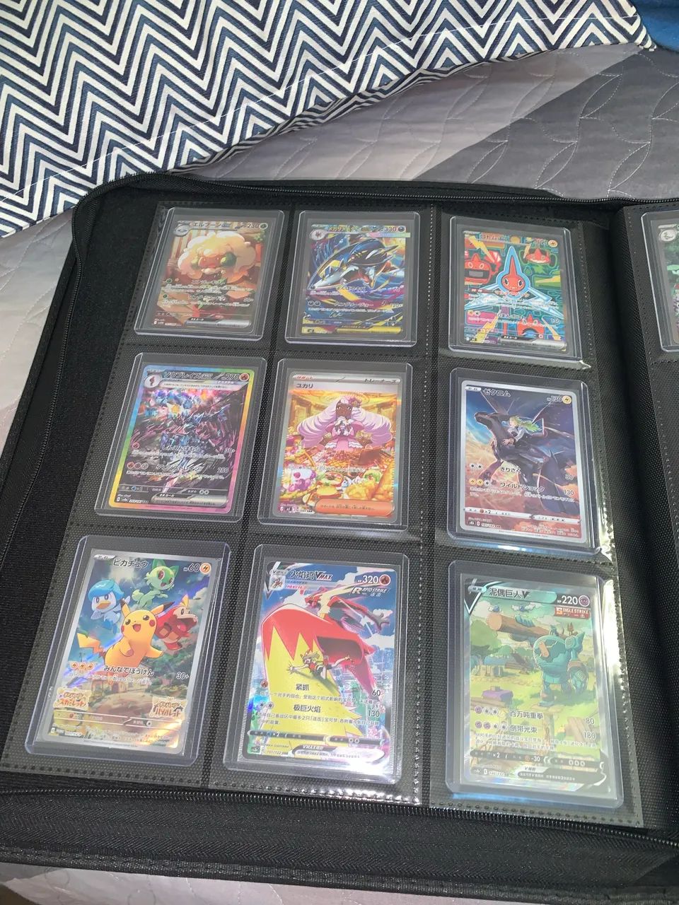 Lote de cartas Pokémon 