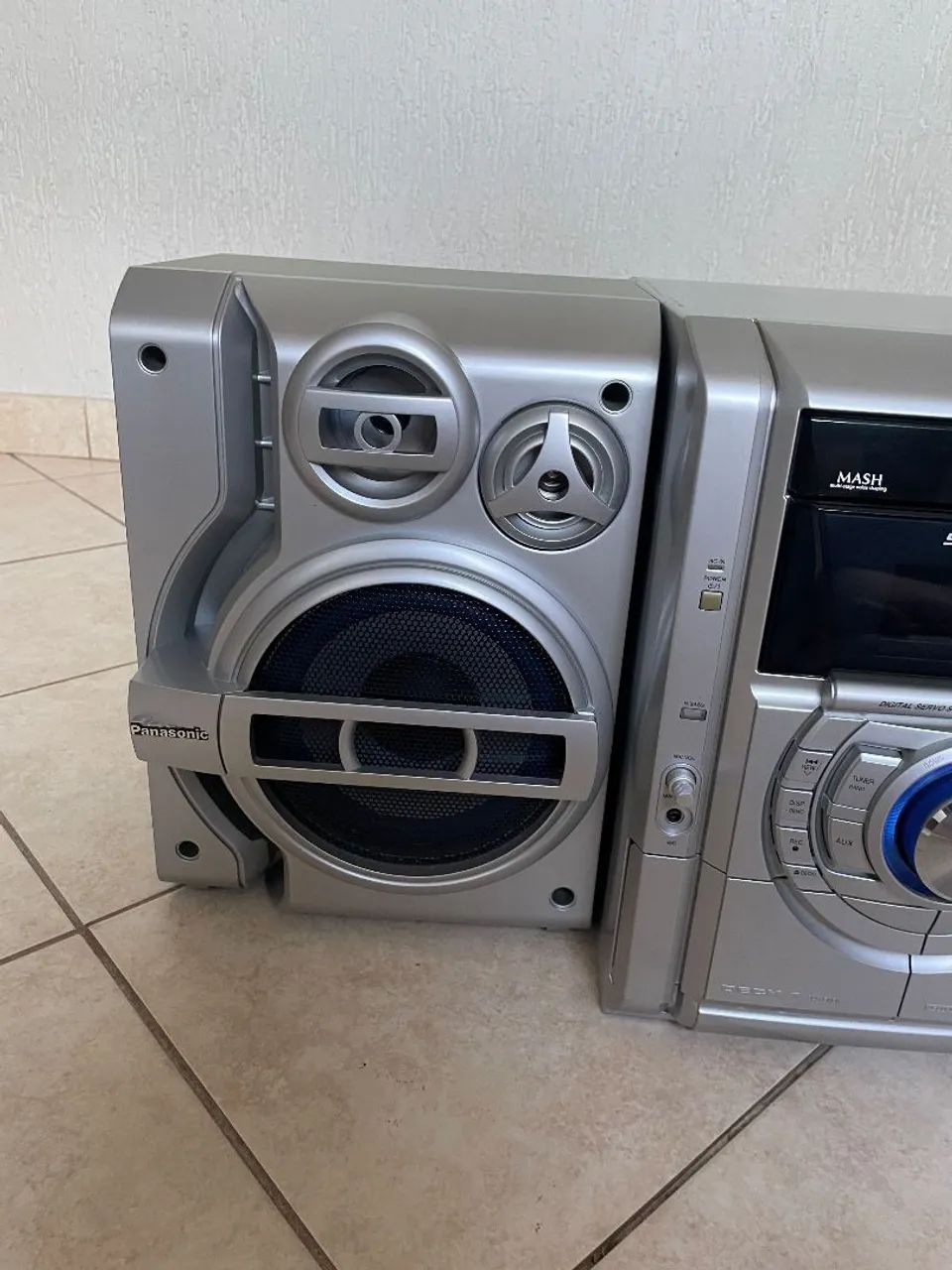 Mini System Panasonic SA-AK330- seminovo e em perfeito estado  - Foto 2
