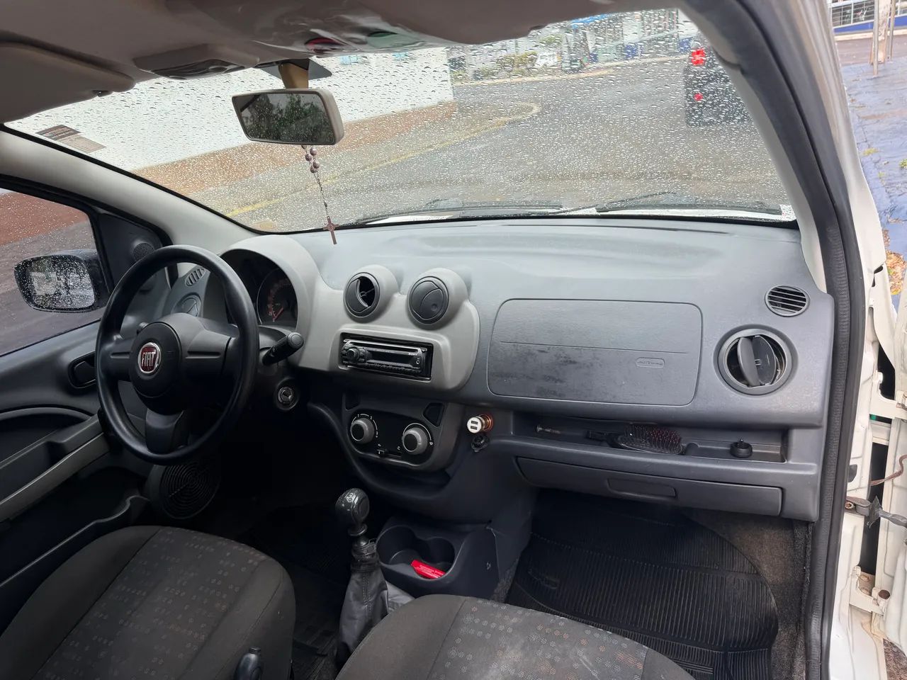 Fiat Uno Vivace 1.0 EVO Fire Flex 8V 3P 2014 - Foto 3