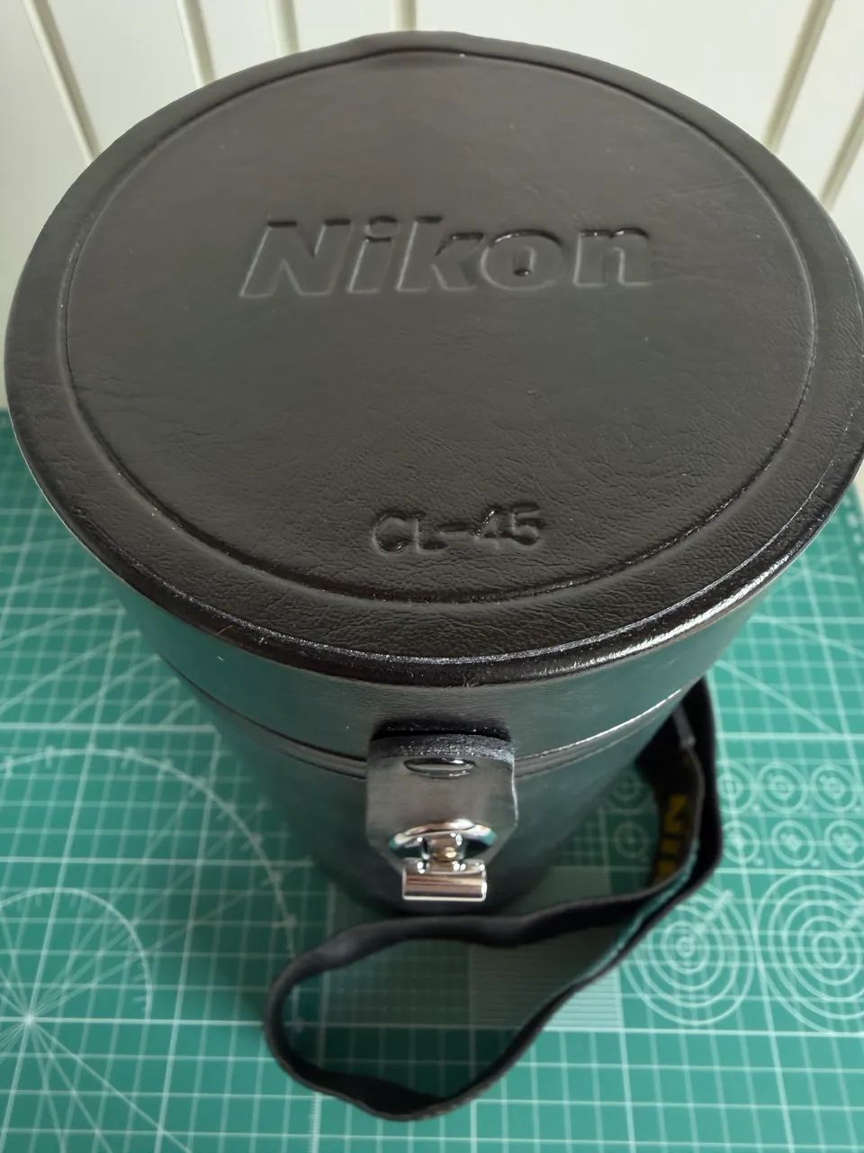 Nikon CL-45 Hard Case em couro + Alça Nikon D800 - Excelente estado - Foto 2