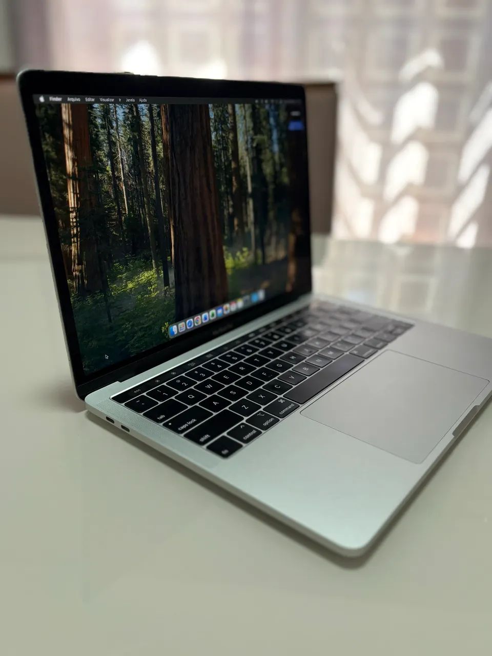 MacBook Pro 2018 Touch Bar (i5/16g/256g) 13,3 polegadas