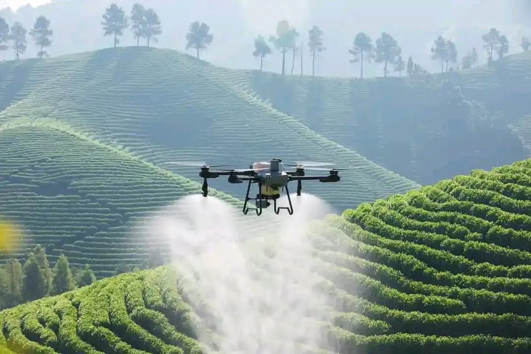 DRONE AGRÍCOLA DJÍ AGRAS T25 - KIT COMPLETO! - Foto 3