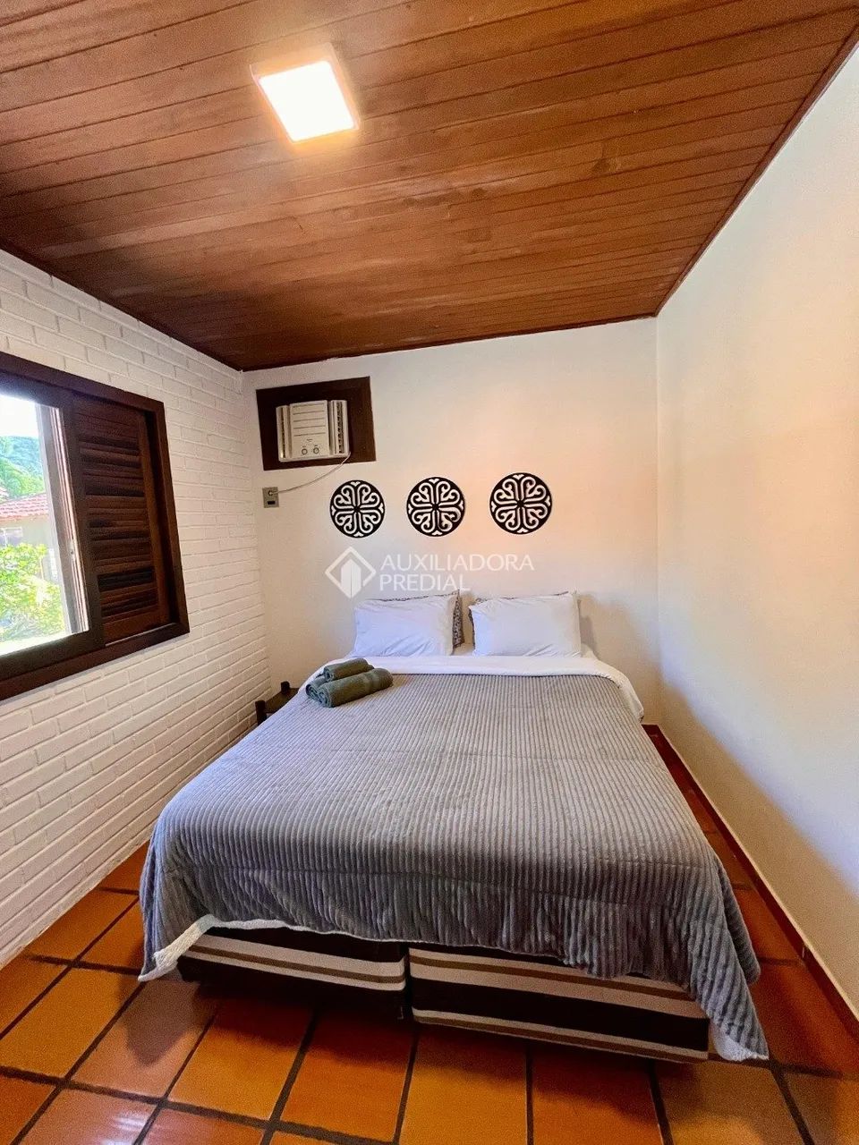 Casa de dois dormitório em condomínio no Porto da Lagoa. - Foto 4