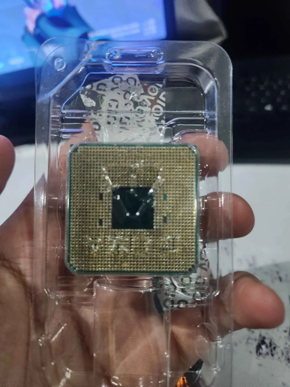 AMD Athlon PRO 300GE - Foto 2