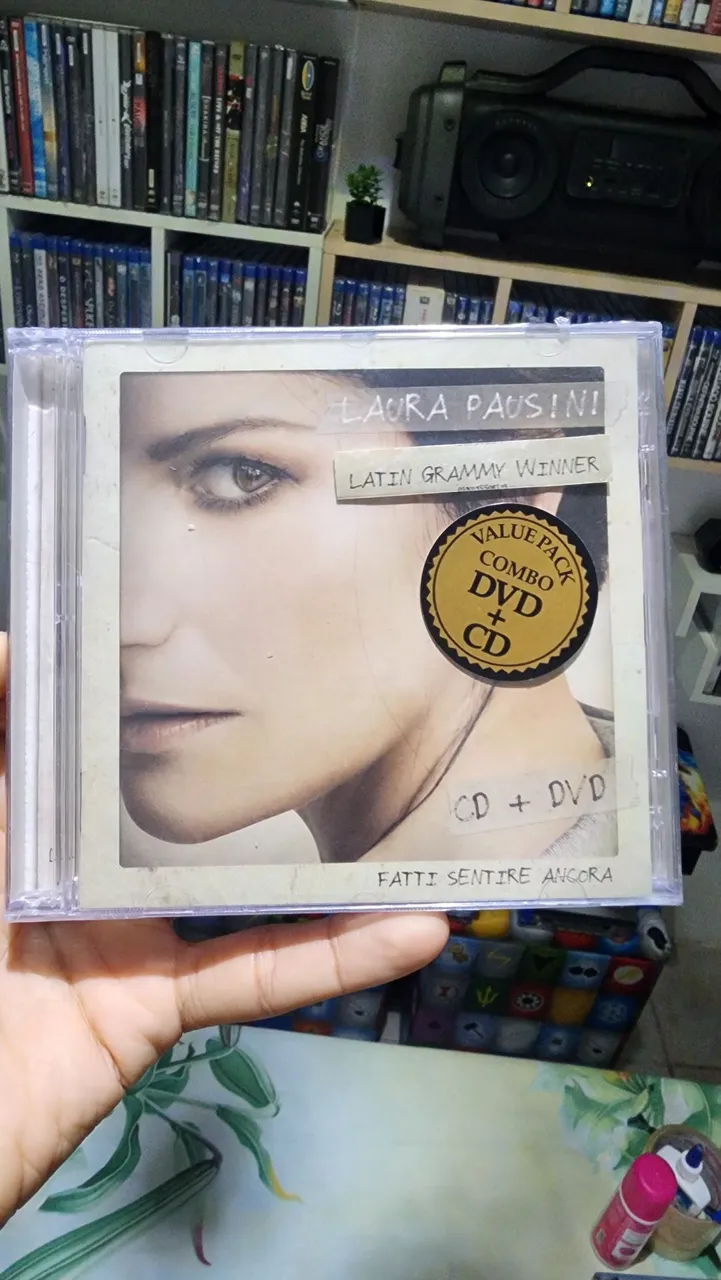 Dvd Os Cavaleiros Do Zodíaco A Lenda Do Santuário Semi Novo - CDs