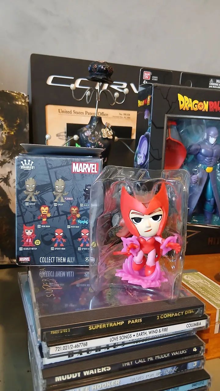 Funko Minis Marvel Scarlet Witch #218. Original, na caixa. Edição exclusiva. 8cm. - Foto 4