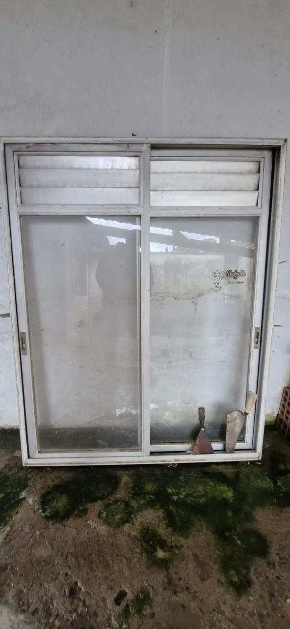 Janela de aluminio