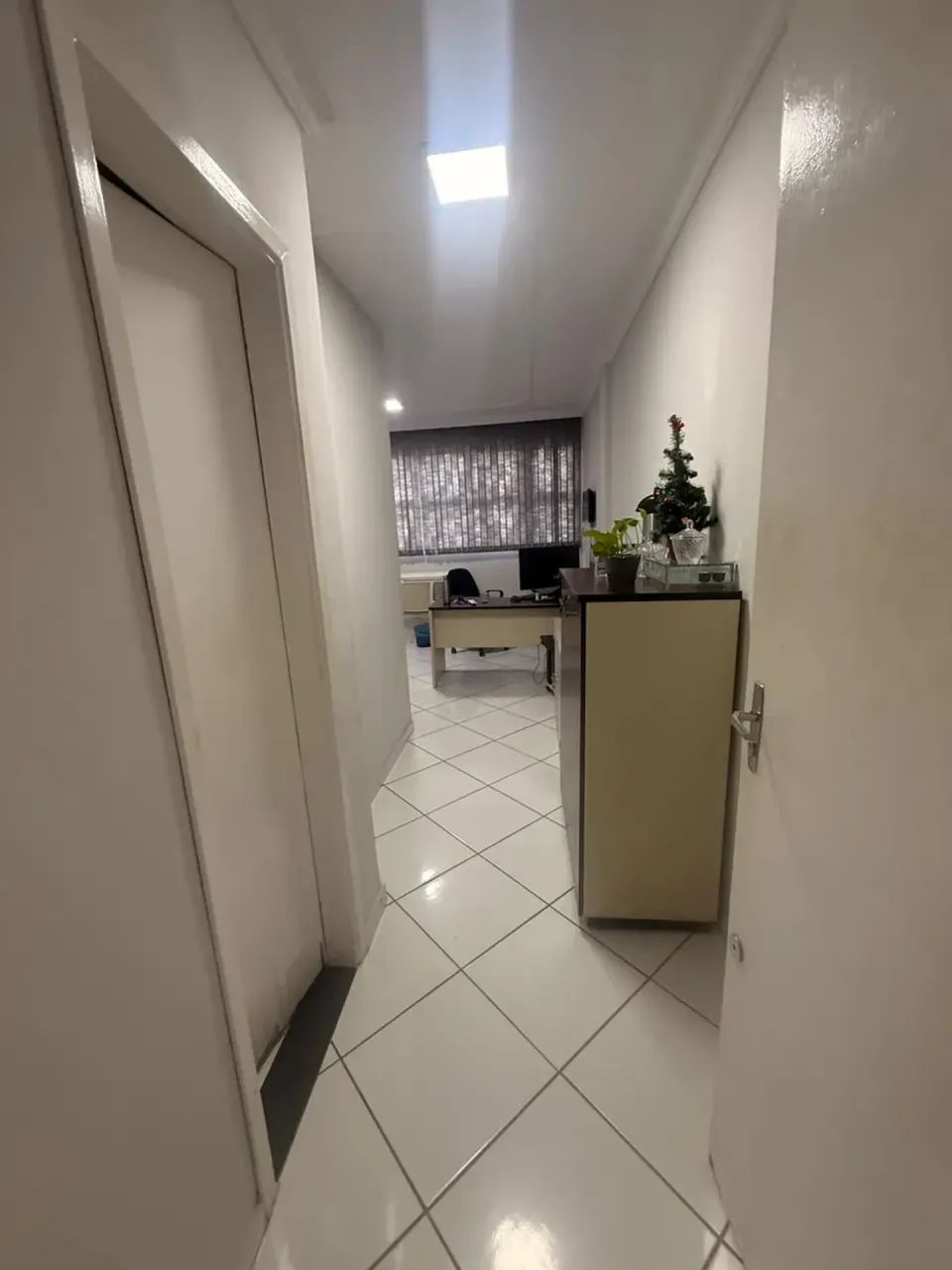 SALA COMERCIAL À VENDA E LOCAÇÃO  CENTRO DE CUIABÁ/MT  Excelente oportunidade - Foto 3