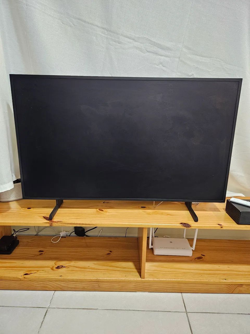 TV Samsung The Frame 43' com defeito