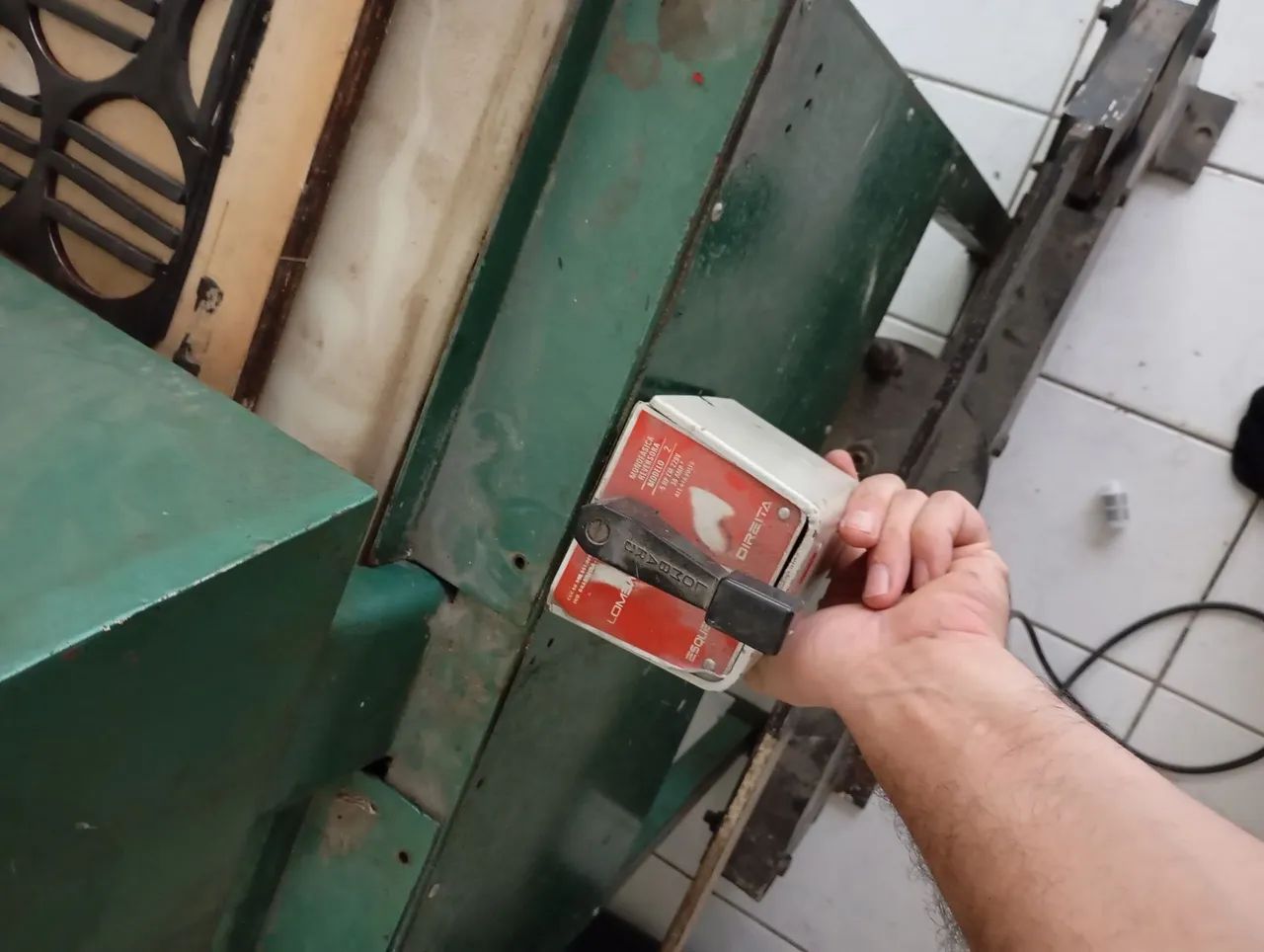 Máquina corte e vinco  - Foto 4