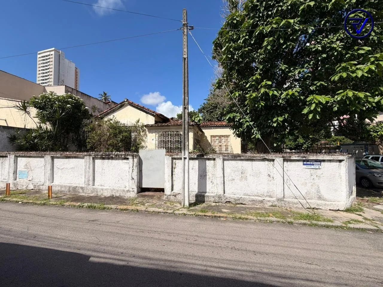 Oportunidade Única: Terreno de Esquina Comercial - Foto 2