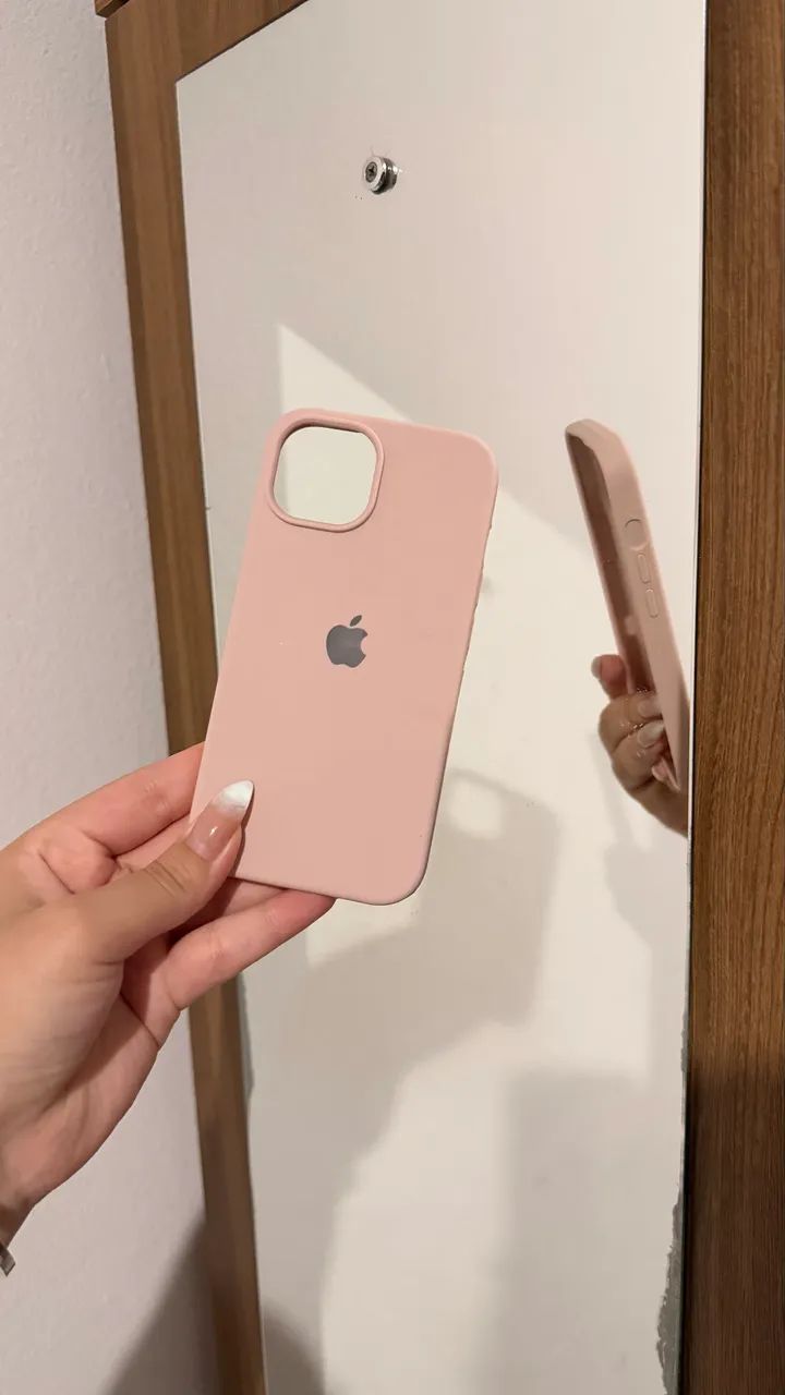 Capas de silicone iPhone 15 - Foto 2