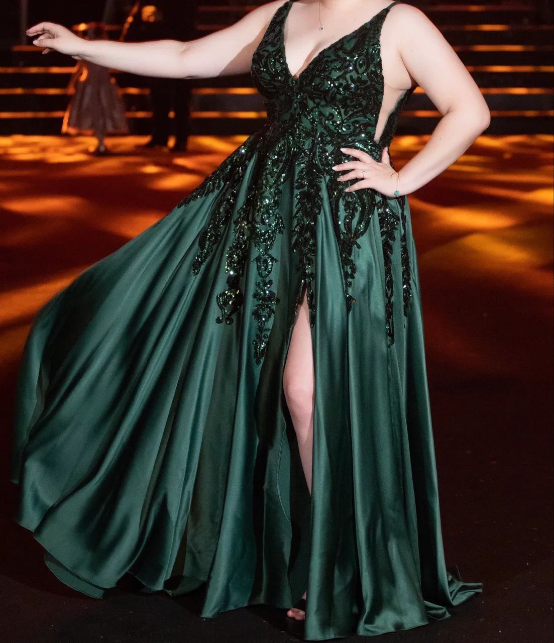 Vestido de formatura verde esmeralda  - Foto 5