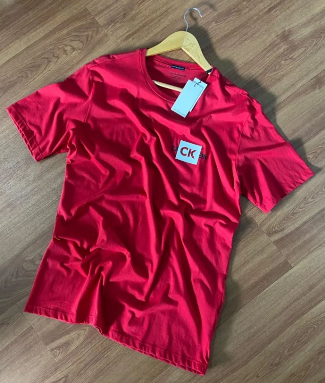 T-shirt Calvin klein  - Foto 2