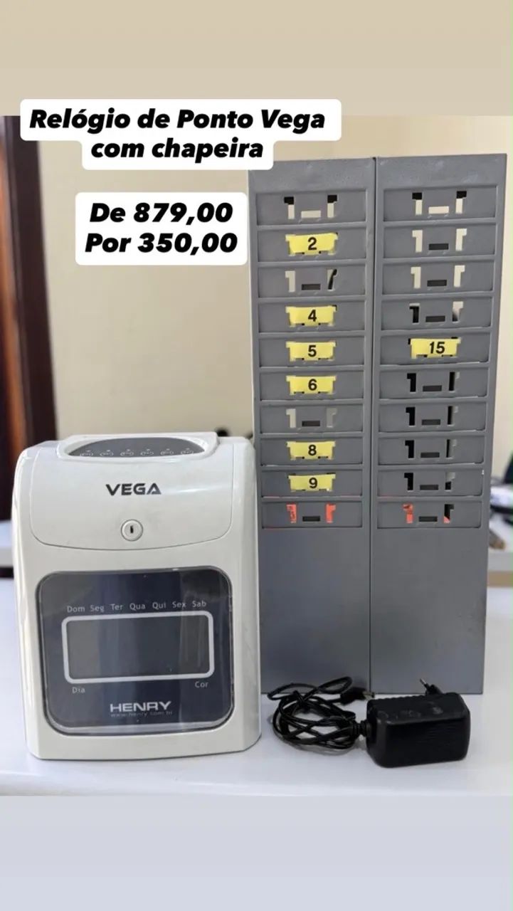 Relógio Ponto marca Vega com chapeira