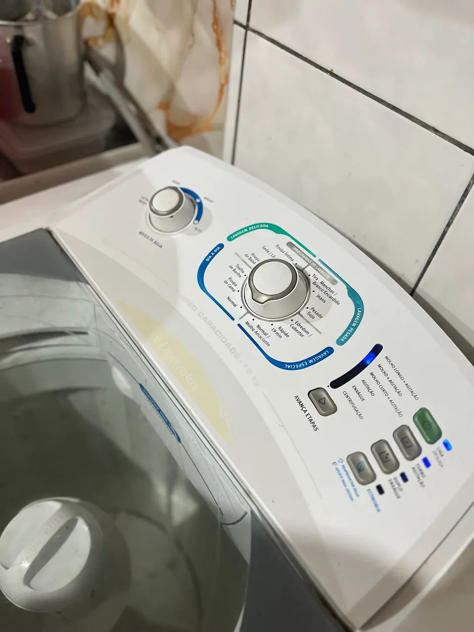 Máquina de lavar Electrolux 12 kg ( COM DEFEITO )