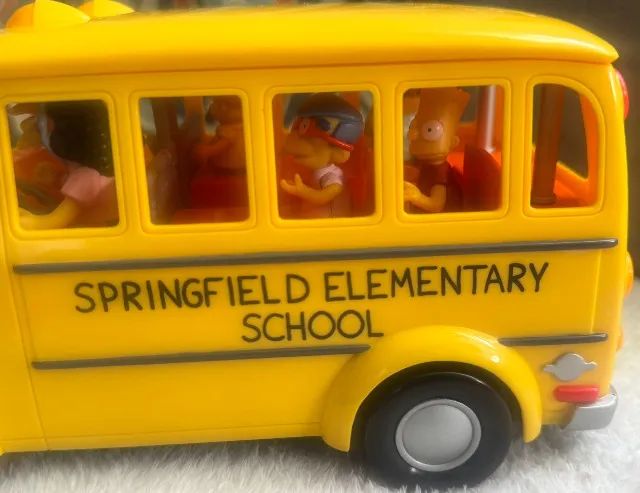 The Simpsons - Ônibus Escolar com som! (Playmates) - Foto 3