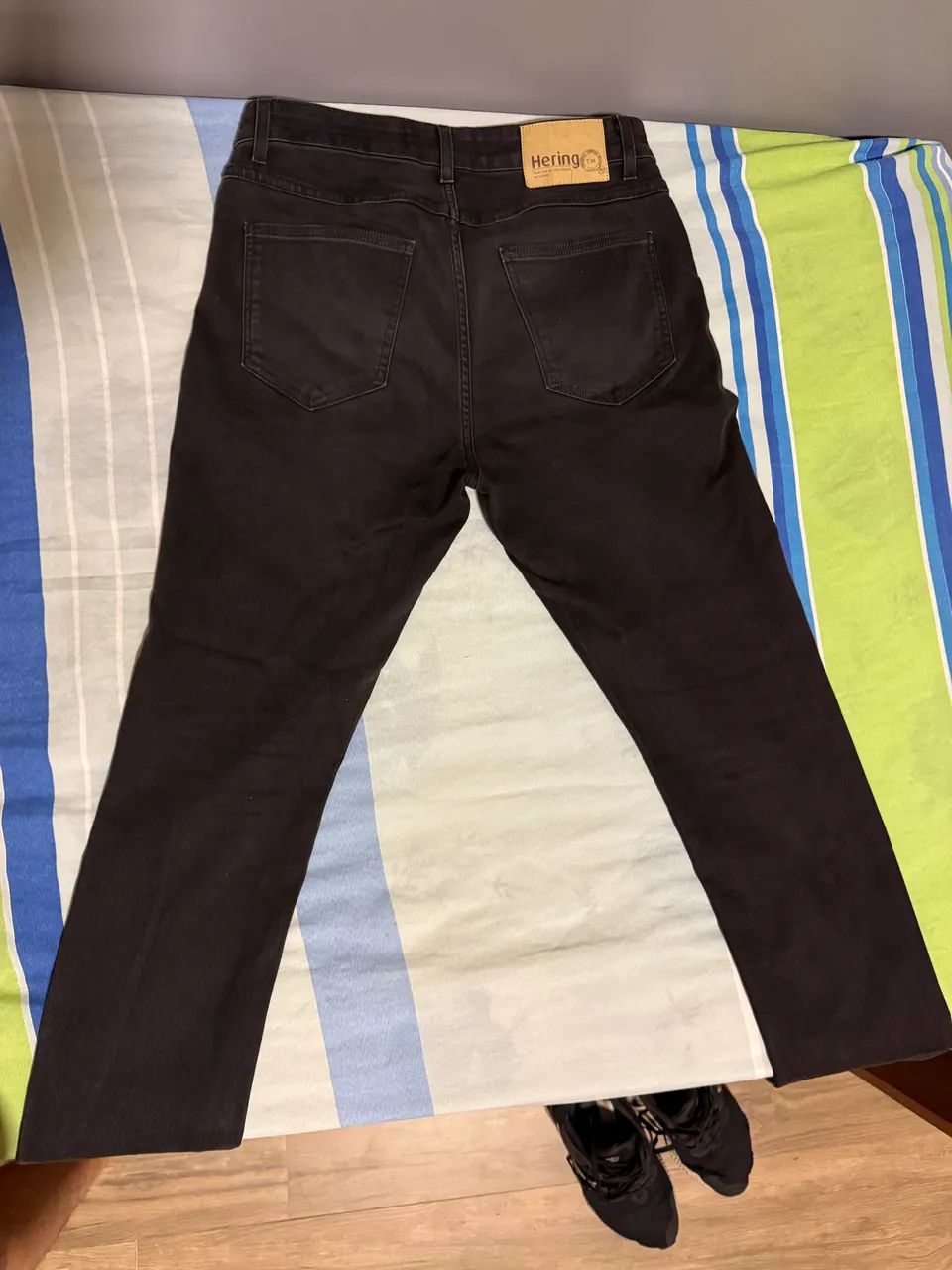 Calça Jeans Hering Preta Slim - Foto 3