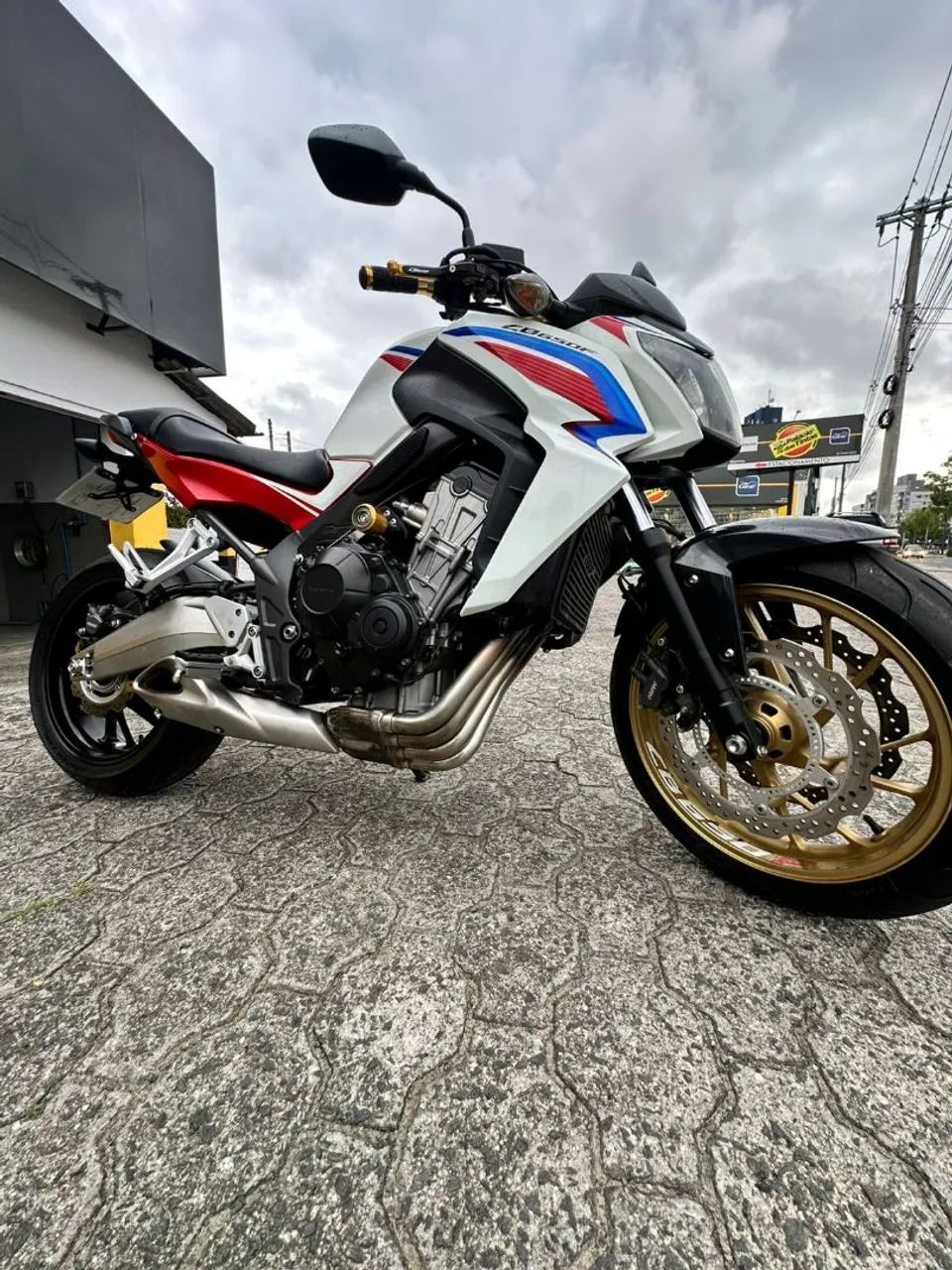 Cb 650f capitão América 