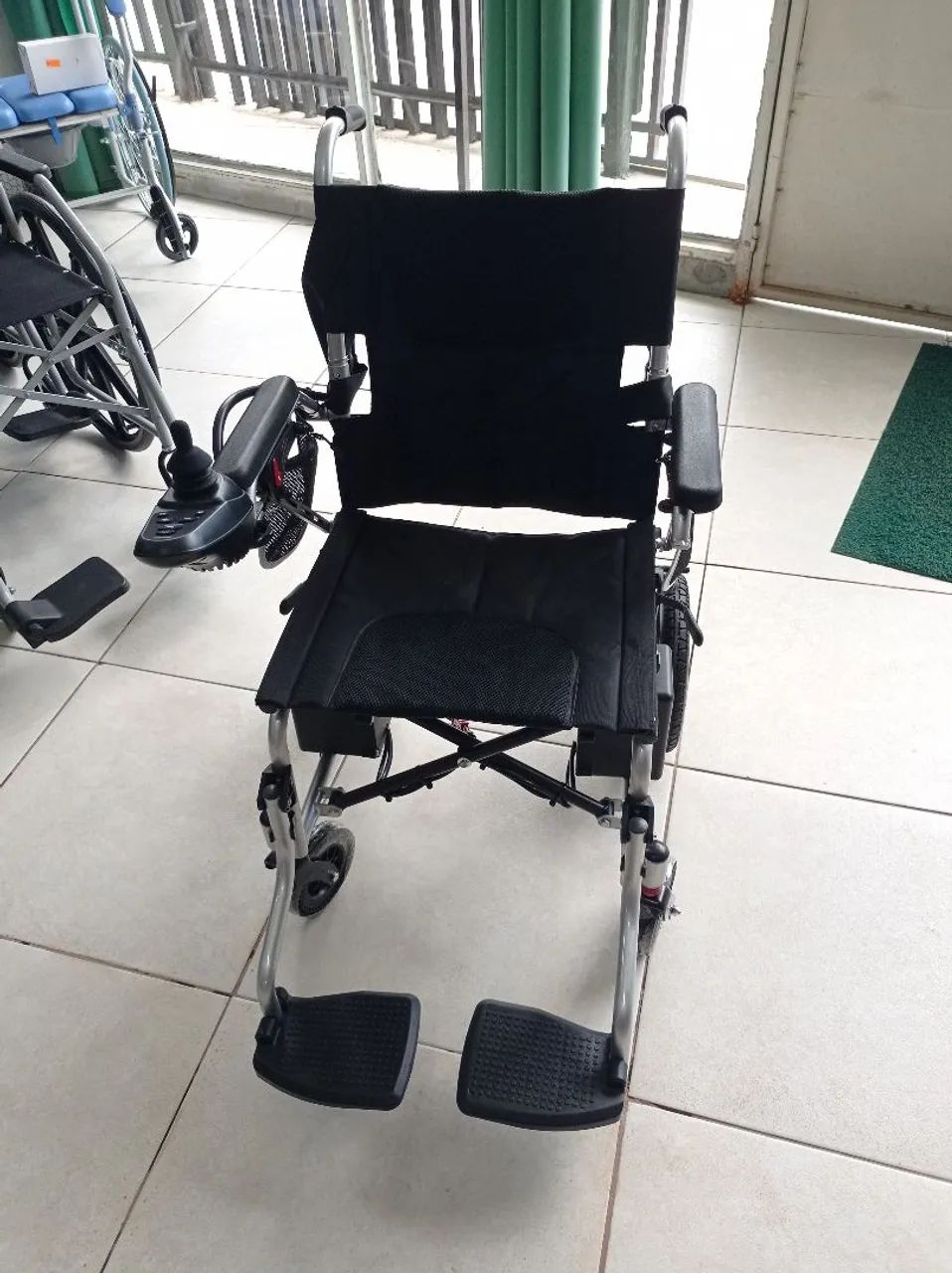Cadeiras de rodas eletrica. Vendas e locacoes (ZAP 9- *)