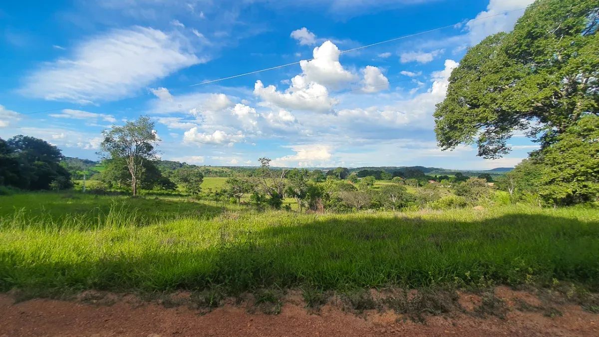CHÁCARA DE 36.000M² A 2KM DE NERÓPOLIS - Foto 3