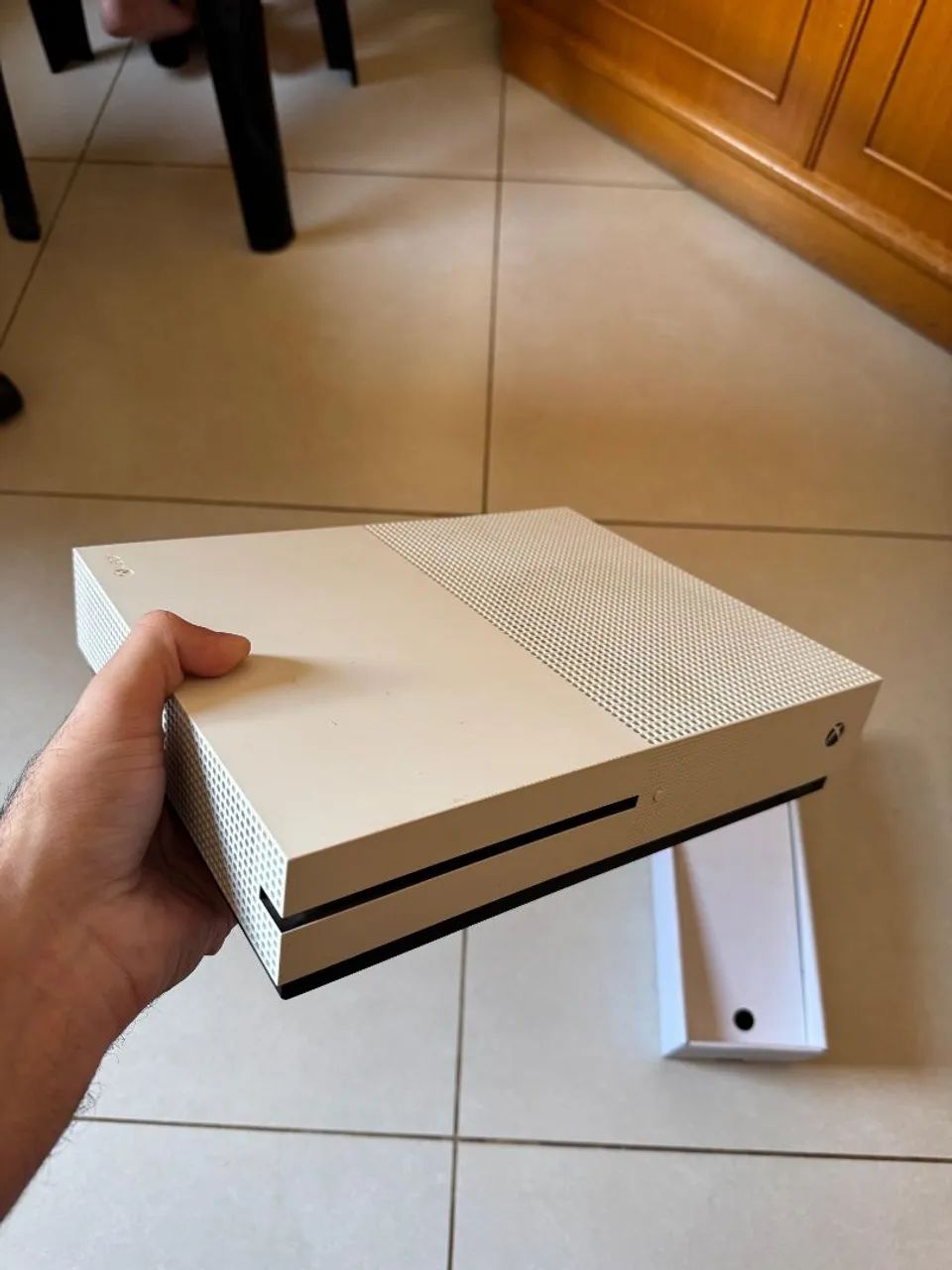 XBOX ONE S 1TB  - Foto 2