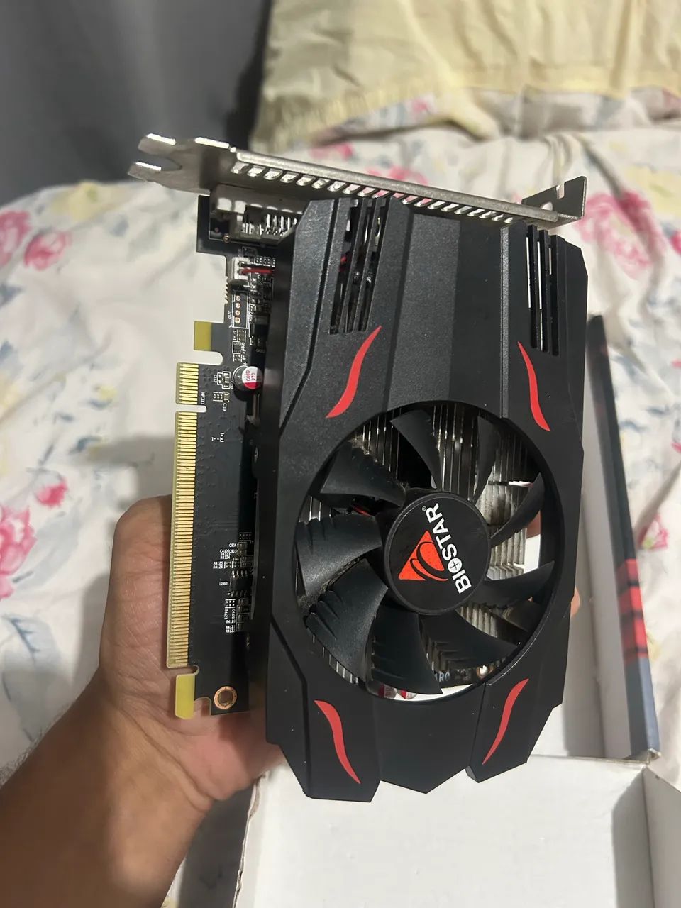 Rx 550 2 GB não liga - Peças de Hardware - Ceilândia Sul