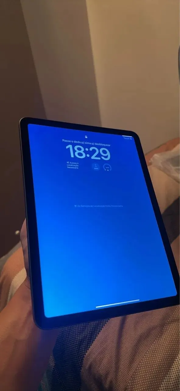 Ipad Air 5th Generation 64GB - Cinza Espacial + Brinde - Tablets e