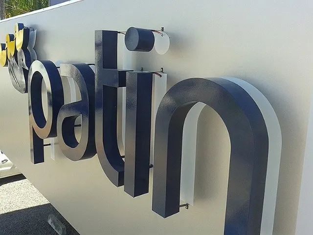 Fabricação de Letra em geral