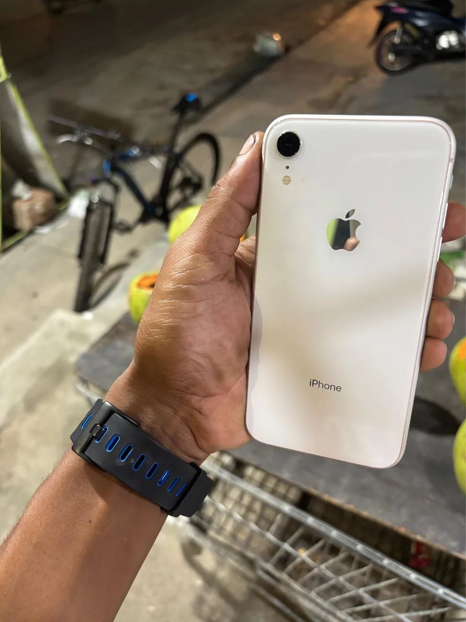 iPhone XR branco  - Foto 4