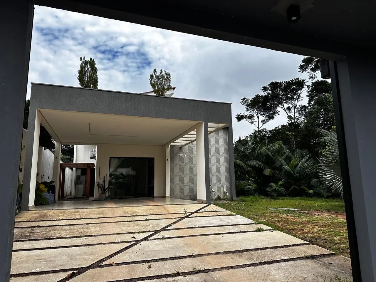 Casa linda toda mobiliada 