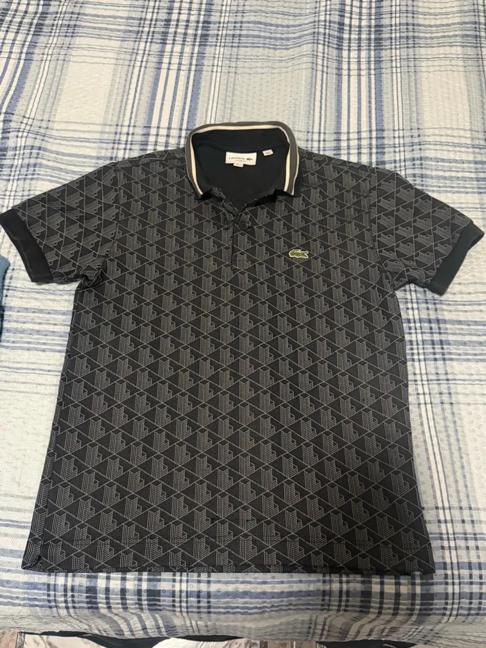 Polo Lacoste Preta
