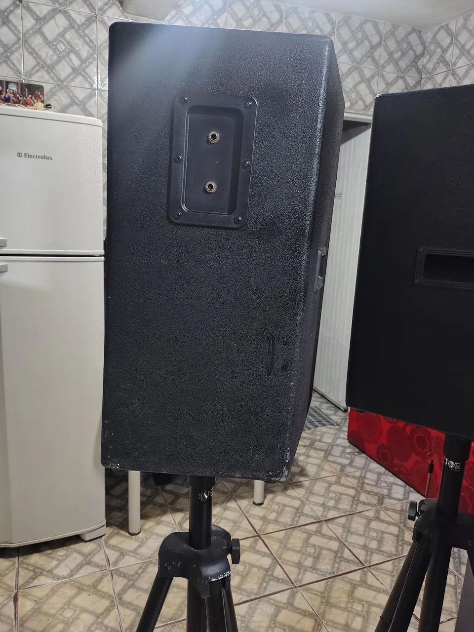 Caixas de som 12 polegadas 3 vias 200 wts com pedestal. - Foto 5