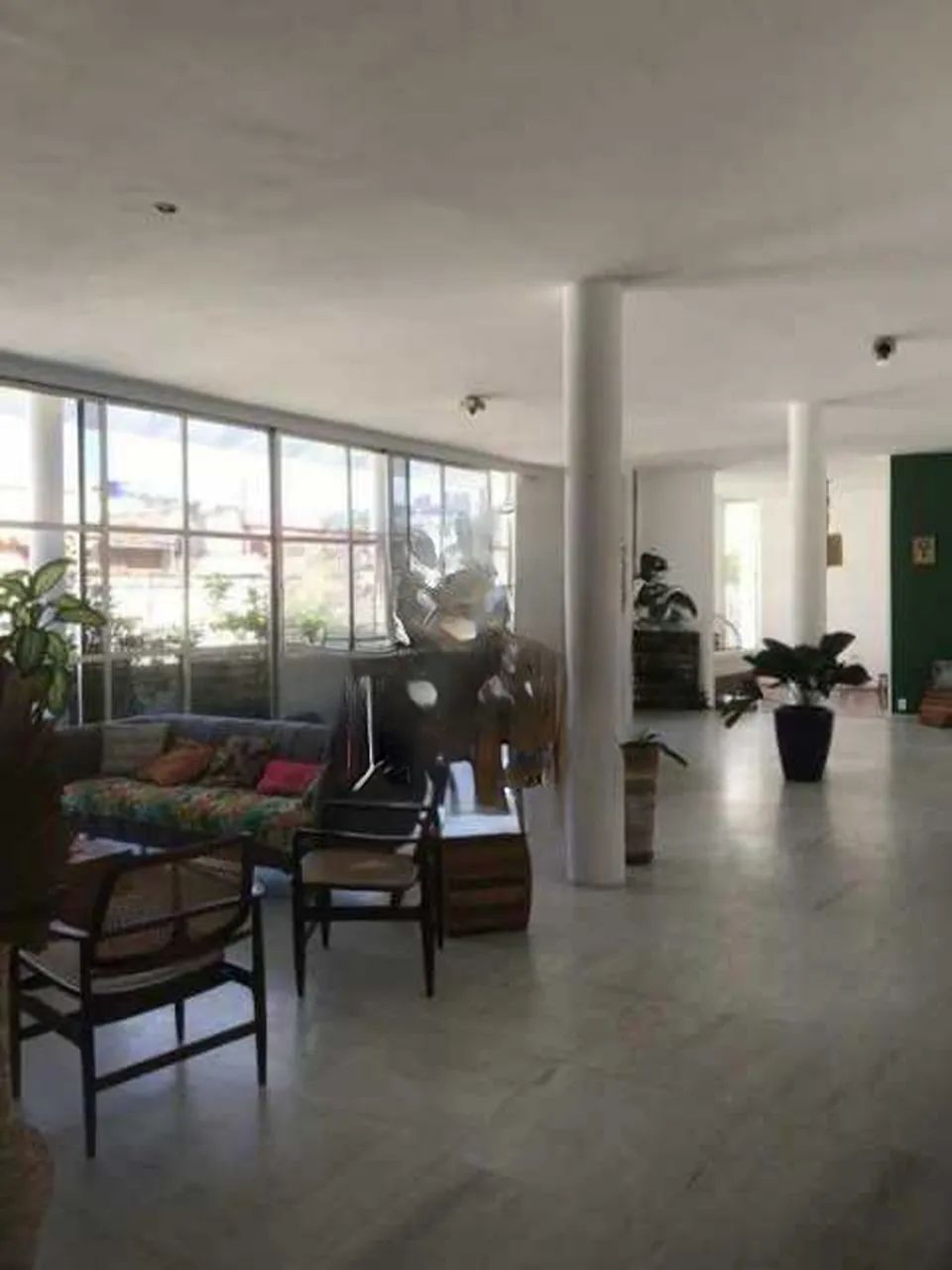 Apartamento - / Residencial / Laranjeiras