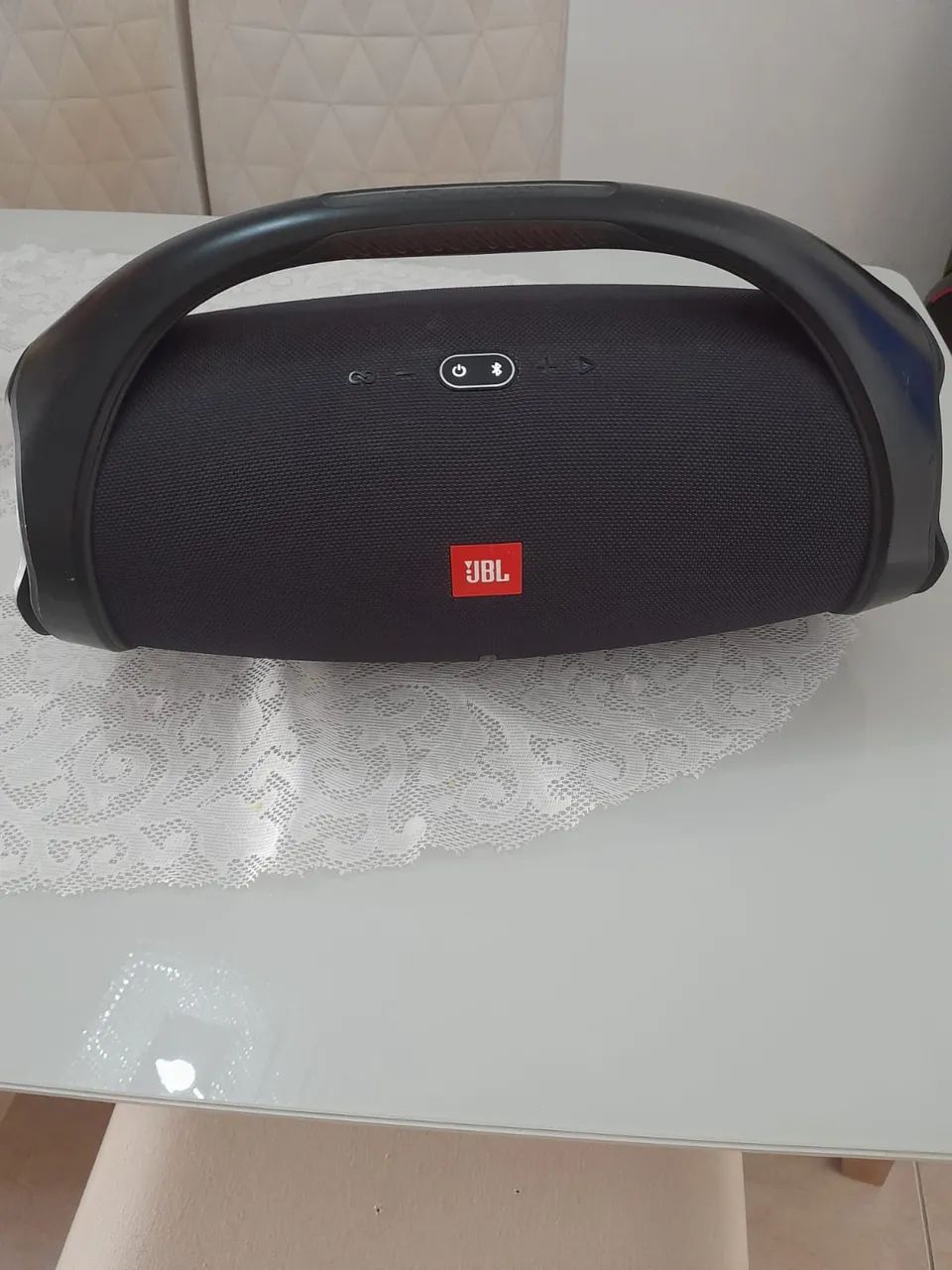 JBL BOMBOX