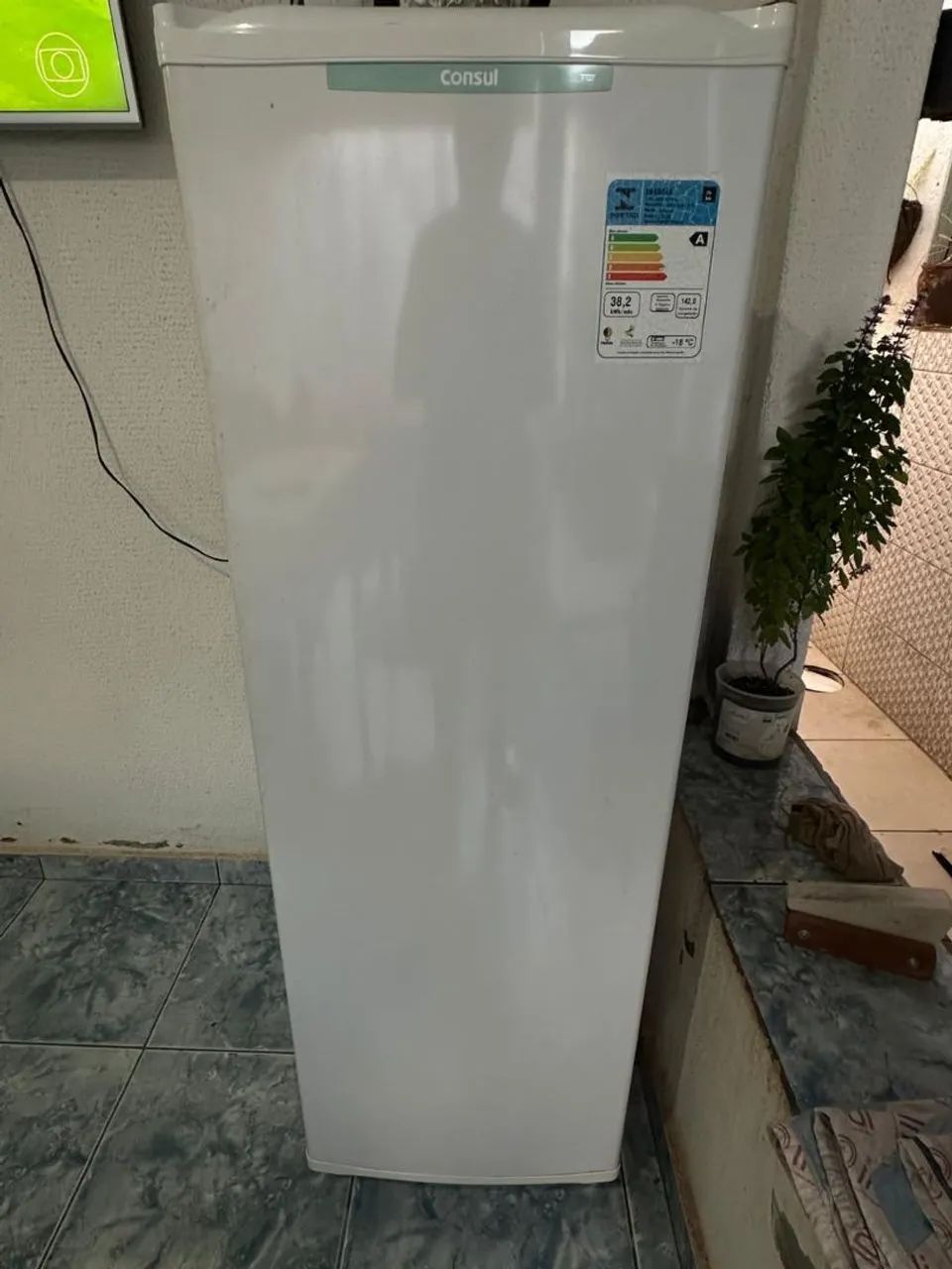 Freezer vertical Consul