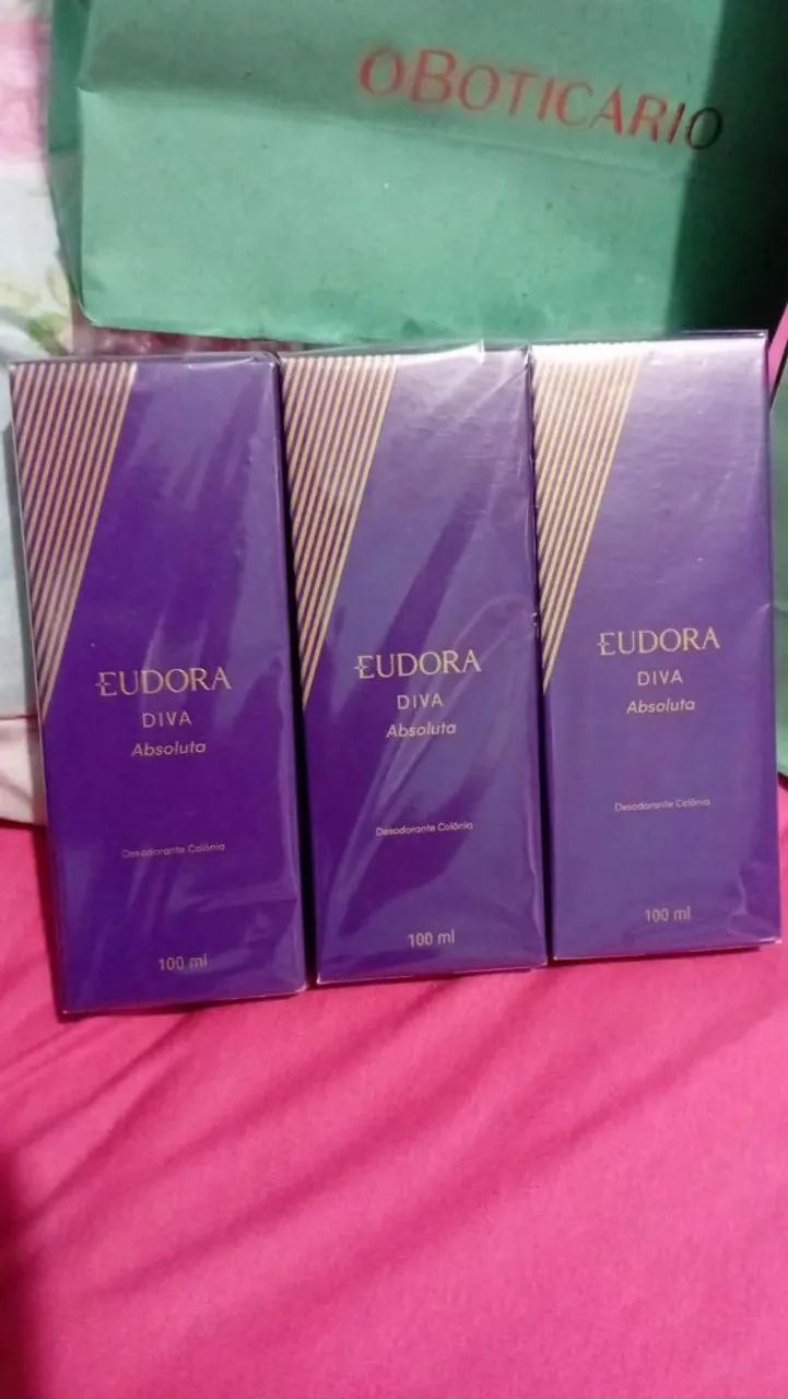 Vendo perfume eudoura lançamento promoção 145 aceito pix e dinheiro 