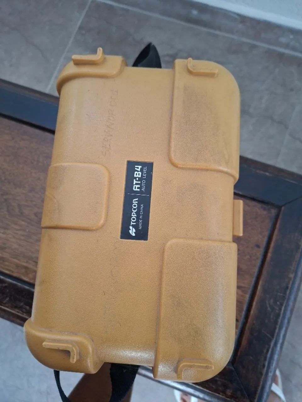 Nivel optico Topcon AT-G4