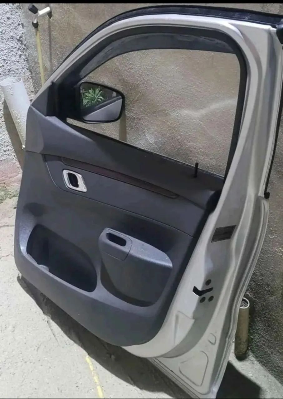 PORTAS DO KWID  - Foto 3
