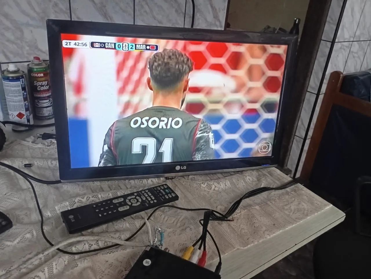 Tv LG 24 polegadas conversor digital e controle. - Foto 4