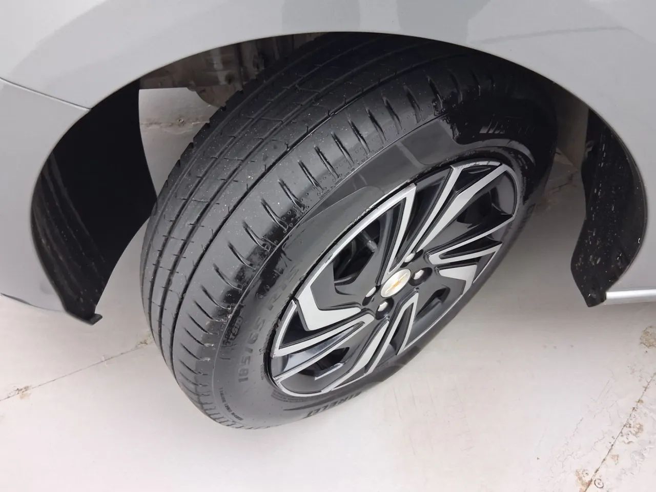 Chevrolet Onix Plus 1.0 12V TB Flex Aut. 4P, foto 11 de 18